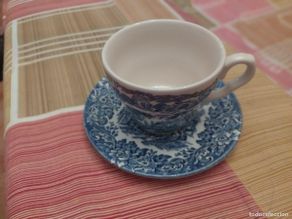 Antiques: Solitario de té de porcelana ironstone england, azul